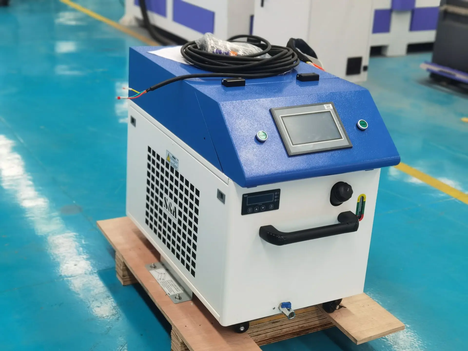 

Easy to Move Handheld Small Size Welding Cleaning Cutting 3 Ways Fiber Laser Machine for Stainless Steel Carbon steel Iron