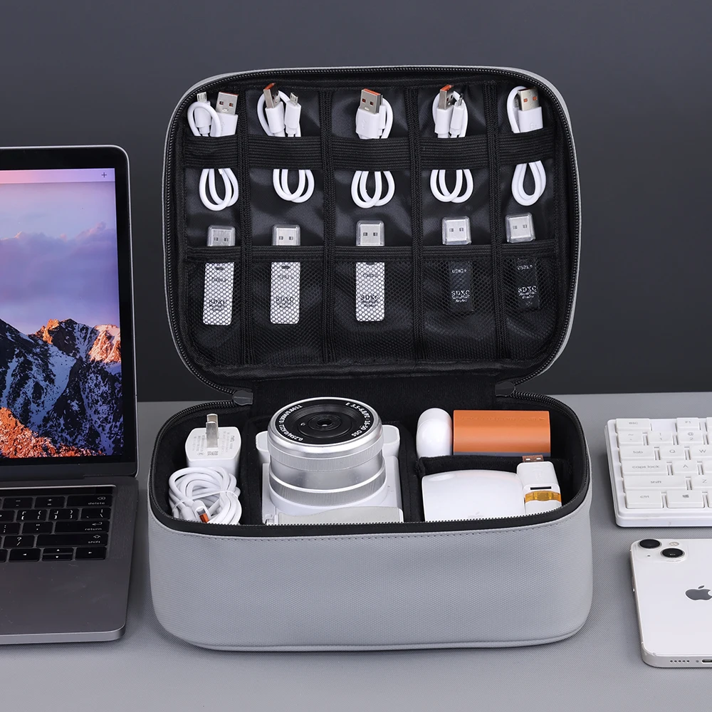 Tas Perjalanan Digital Kapasitas Tinggi Terpisah Multifungsi untuk Kabel Data, Power Bank, dan Penyimpanan USB