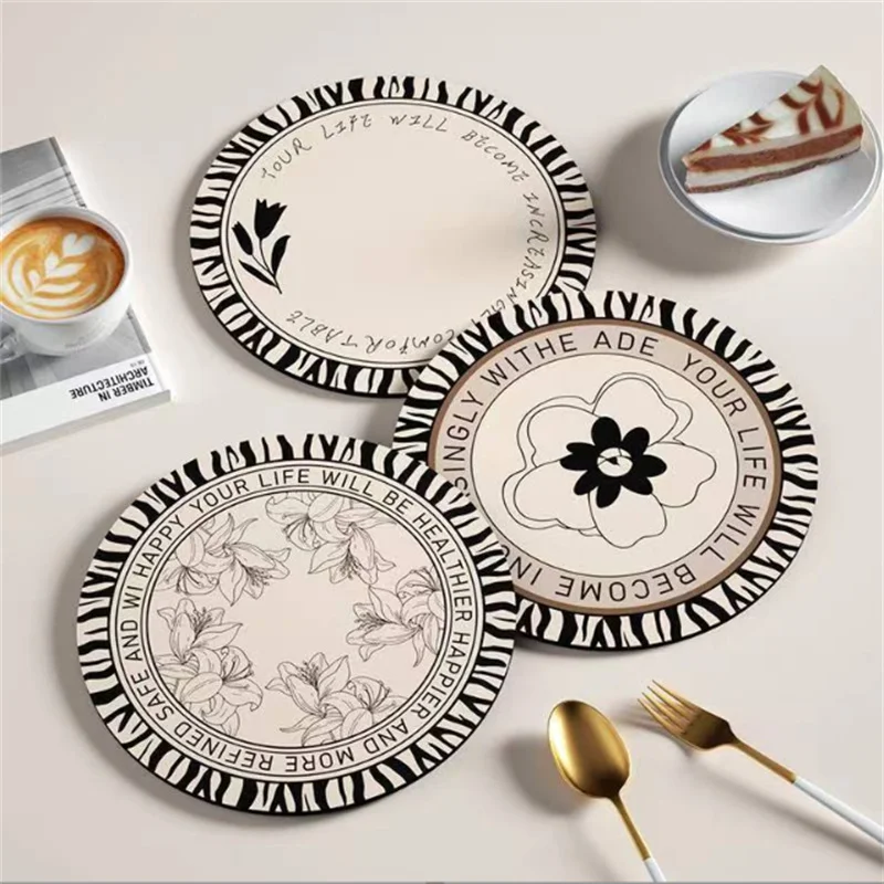 14x14CM Retro Black And White Absorbent Coasters Diatomaceous Earth Insulated Placemats Light Luxury High-End Bowl for Home Deco