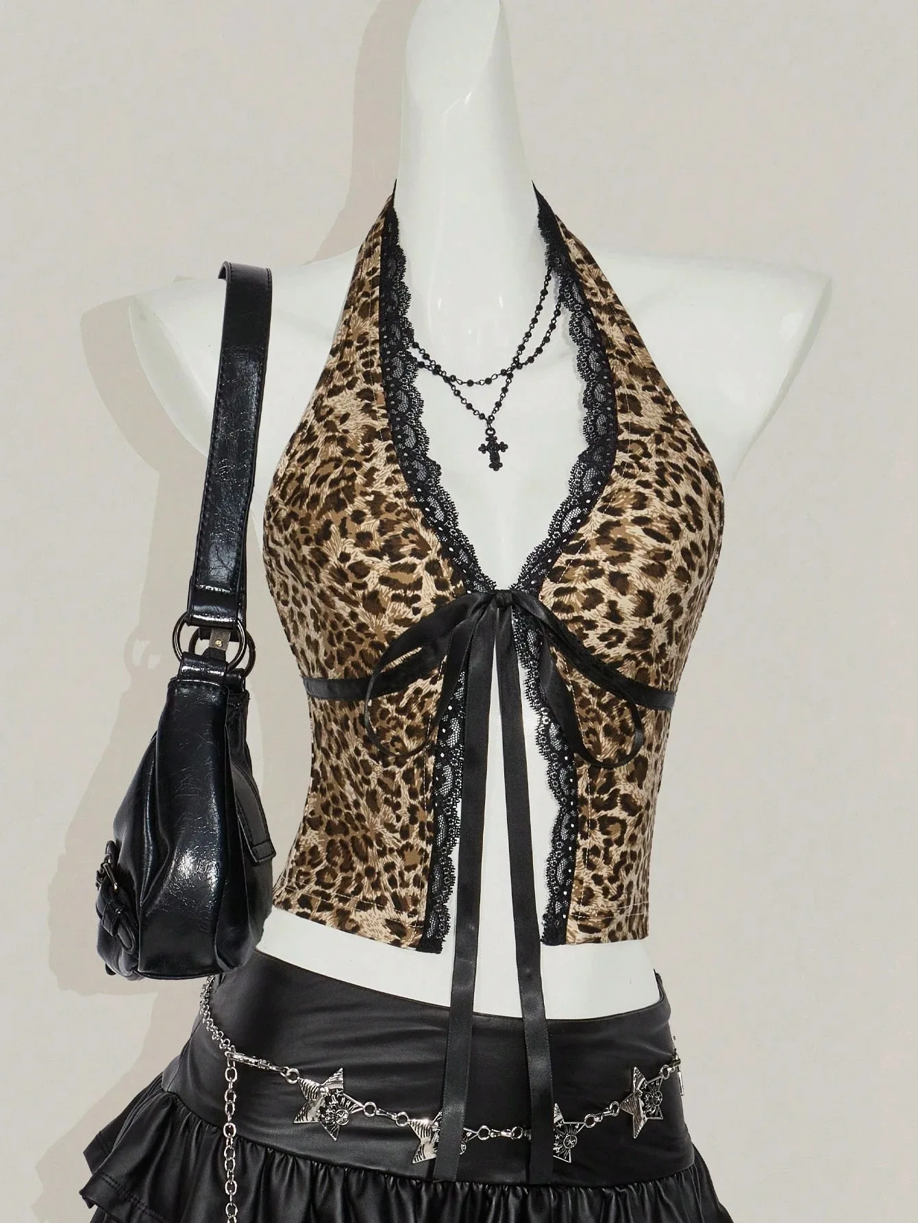

Ins summer sexy leopard print lace lace patchwork neck strap spicy girl top vest y2k2025