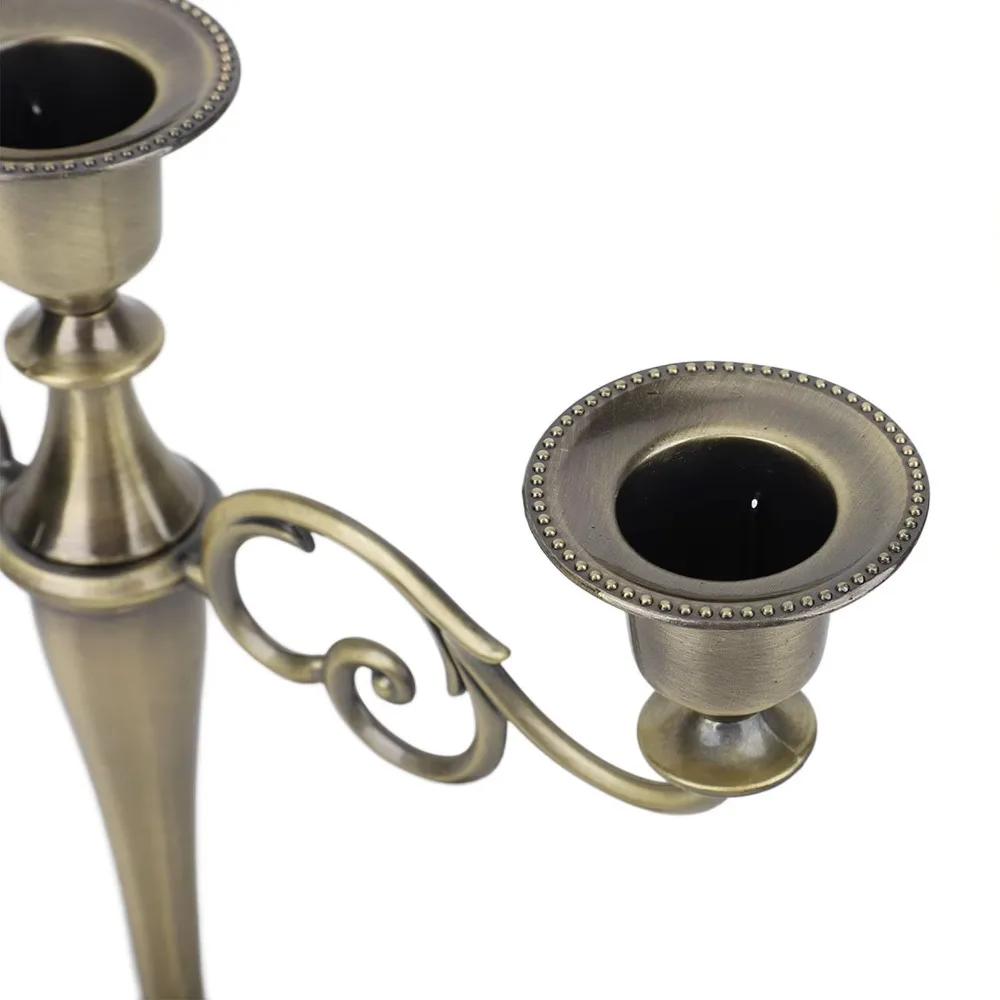 Vintage Metal Candle Holder Elegant High Gloss Candlestick Holder Exquisite Design 3 Arms Candle Holder Wedding Decoration