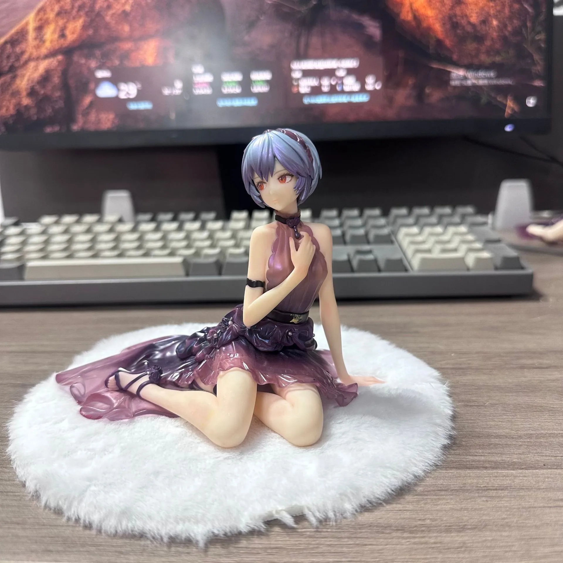 

New 11CM Neon Genesis Evangelion Ayanami Rei Short hair sitting dress figure