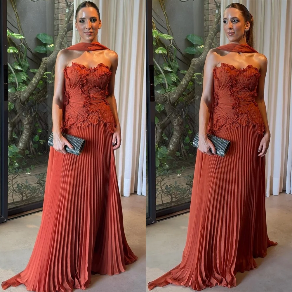 

Customized Elegant Chiffon Evening Dresses Fashion Strapless Celebrity Gowns Exquisite Sweep Train Special Occasion Gowns