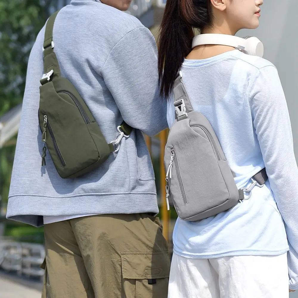 Modische Umhängetasche mit großem Fassungsvermögen, geräumige, leichte Messenger-Tasche, wasserdichte Tragetasche mit mehreren Taschen, lässiges Design – Detail 1