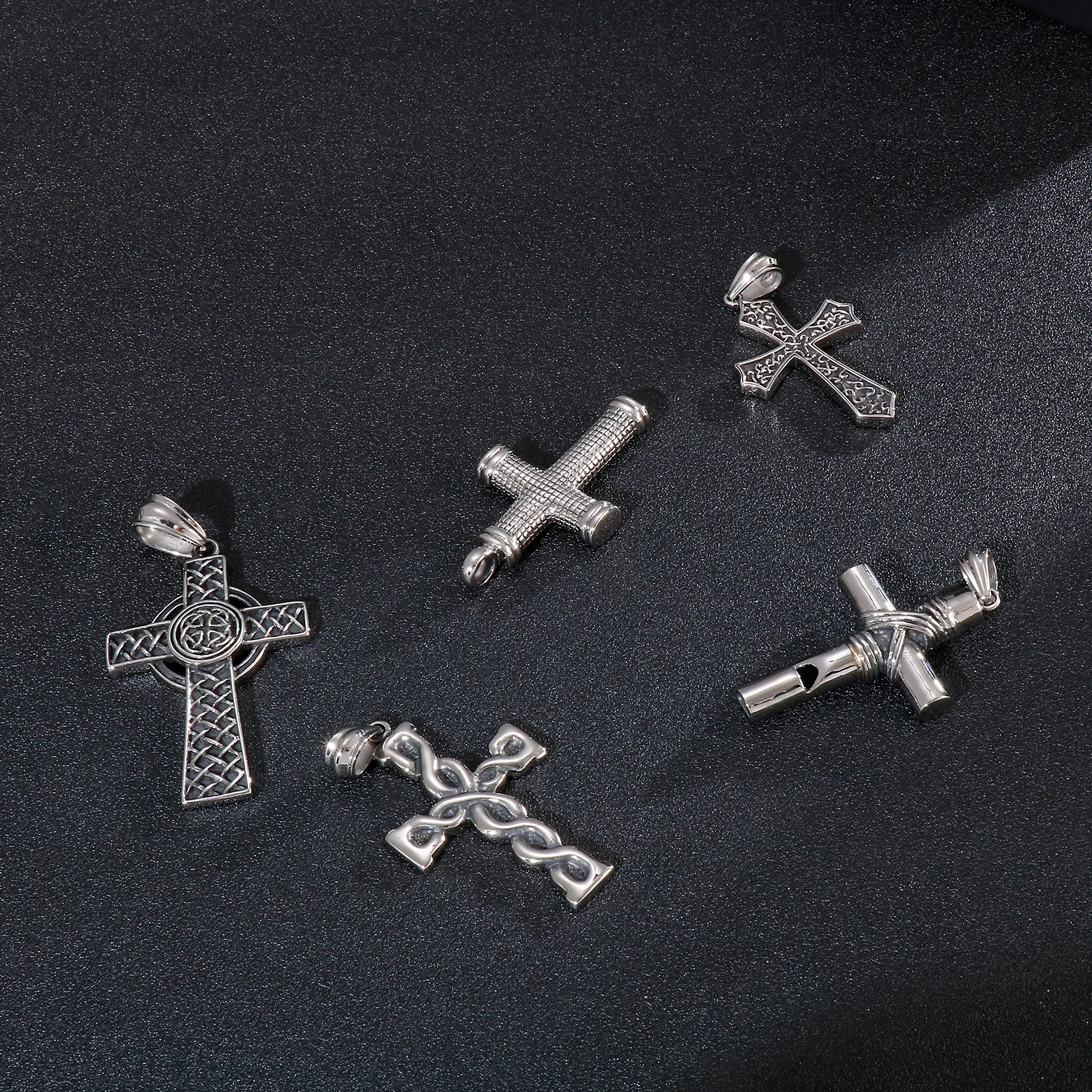 Fongten Religious Cross Pendant Necklace Hip Hop Men's Fried Dough Twists Chain Halloween Skull Fashion Jewelry Party Gifts