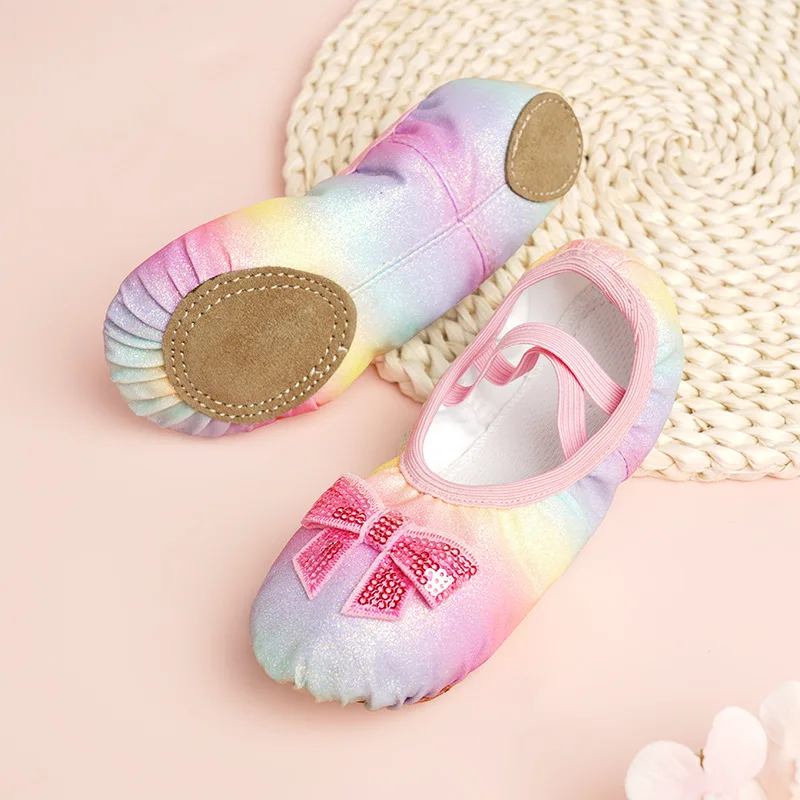 Scarpe da ballo da ragazza senza cravatta con artiglio di gatto Scarpe da balletto principessa con suola morbida Scarpe da ballo versatili per performance di yoga per il corpo