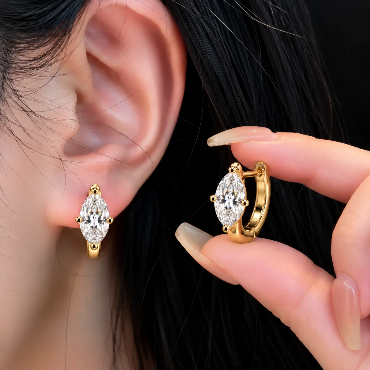Moonmory Verbesserte Minimalistische Messing-Creolen für Damen, Luxusmarke, Doppelte 14K Vergoldete Marquise-Oval-Huggie-Ohrringe, Großhandel – Detail 7