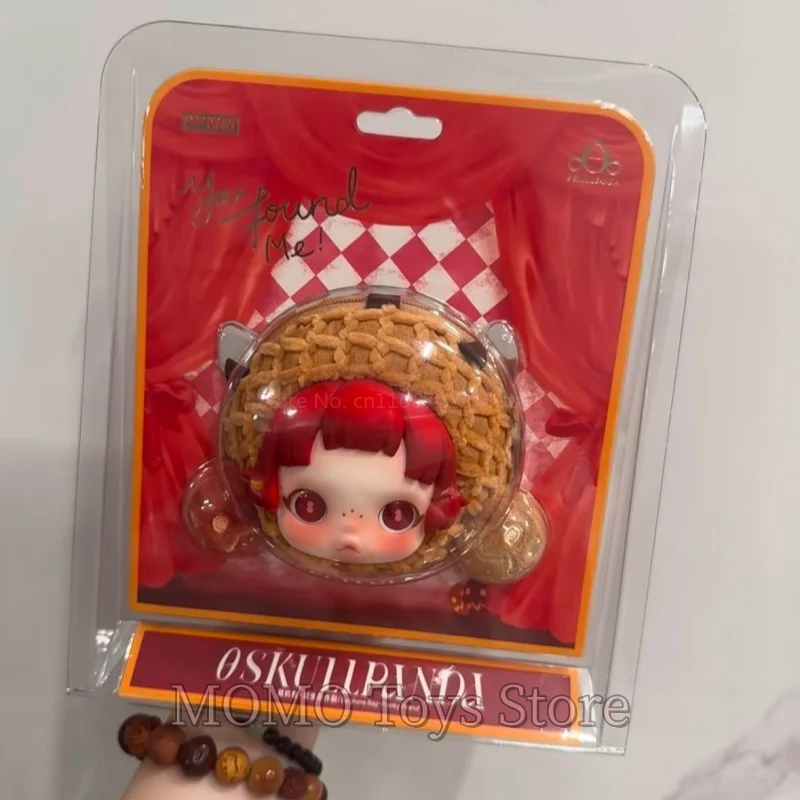 Na stanie Pop Mart Autentyczny Skullpanda Found You Me! Seria Pluszowych Etui na Słuchawki Blind Box Urocze Figurki Akcji na Słuchawki