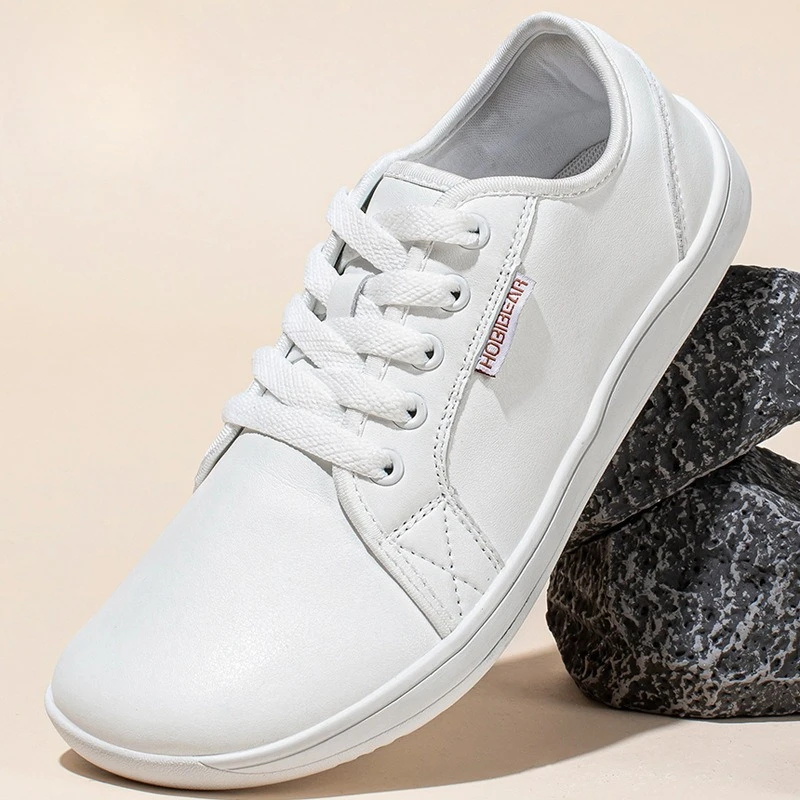 

Мужская обувь, кроссовки из искусственной кожи, новые осенние повседневные легкие прогулочные кроссовки на мягкой подошве, модные кроссовки на плоской подошве со шнуровкой, размер 37-47