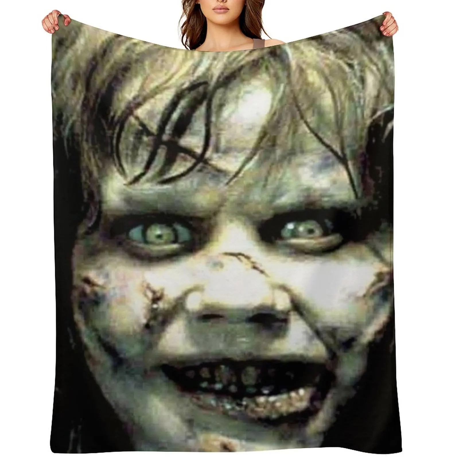 

The Exorcist Horror Movie Throw Blanket decorative Luxury St Hair Travel Blankets