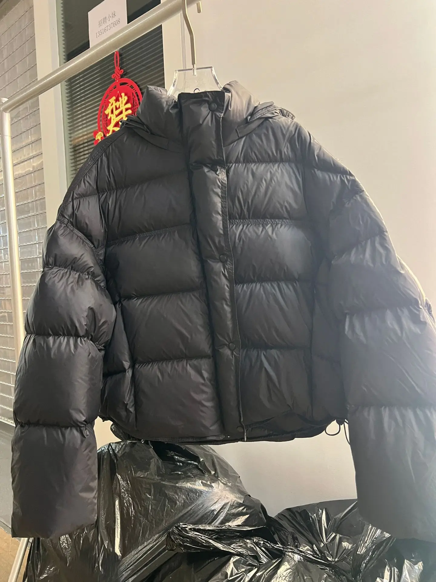 Korean Cropped Hooded Down Jacket for Women Winter Thickened White Duck Down Coats Woman Solid Color All Match Puffer Jackets