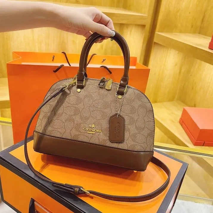 stylish-designer-textured-diaper-bag-for-women-luxury-leather-tote-large-capacity-elegant-crossbody-shoulder-bag-casual