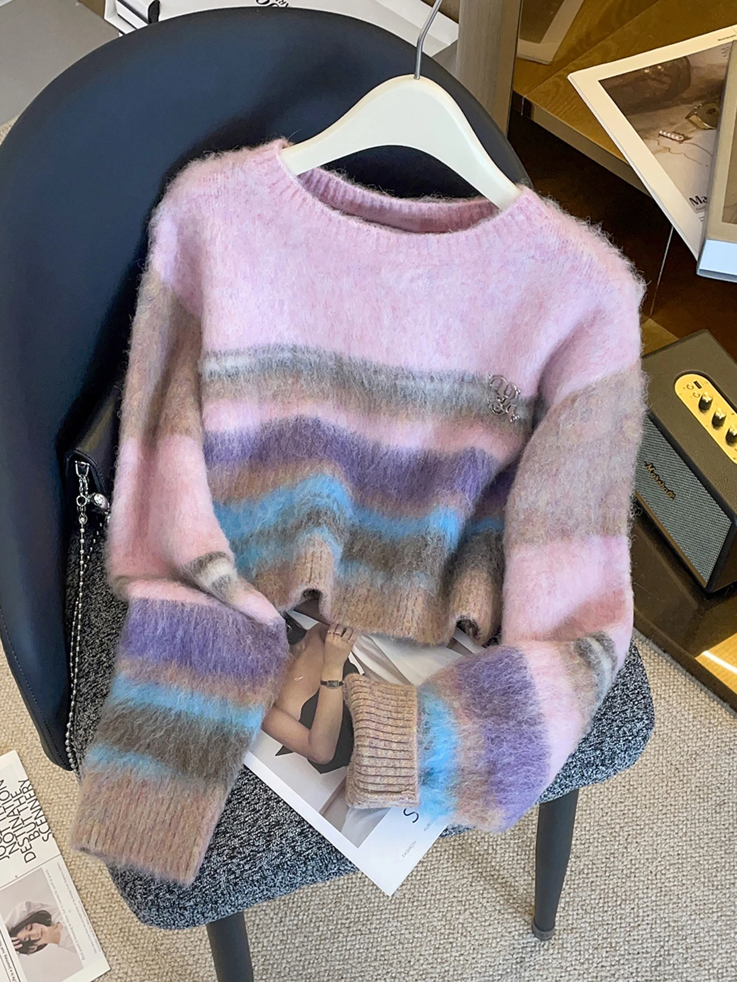 

Sweet And Soft Striped Knitted Sweater Top for Women Midweight Long Sve round Ne ort Sle Commute Faion