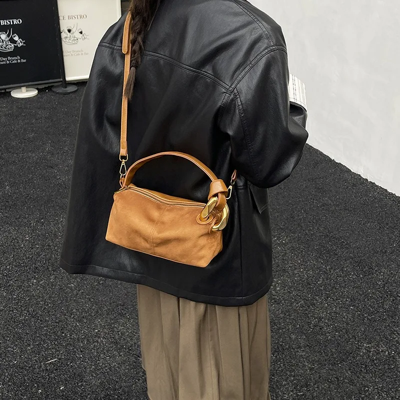 

Suede Autumn and Winter Fashionable Retro Soft Crossbody Bag Luxury Design Simple Handbag Casual Shoulder Bag