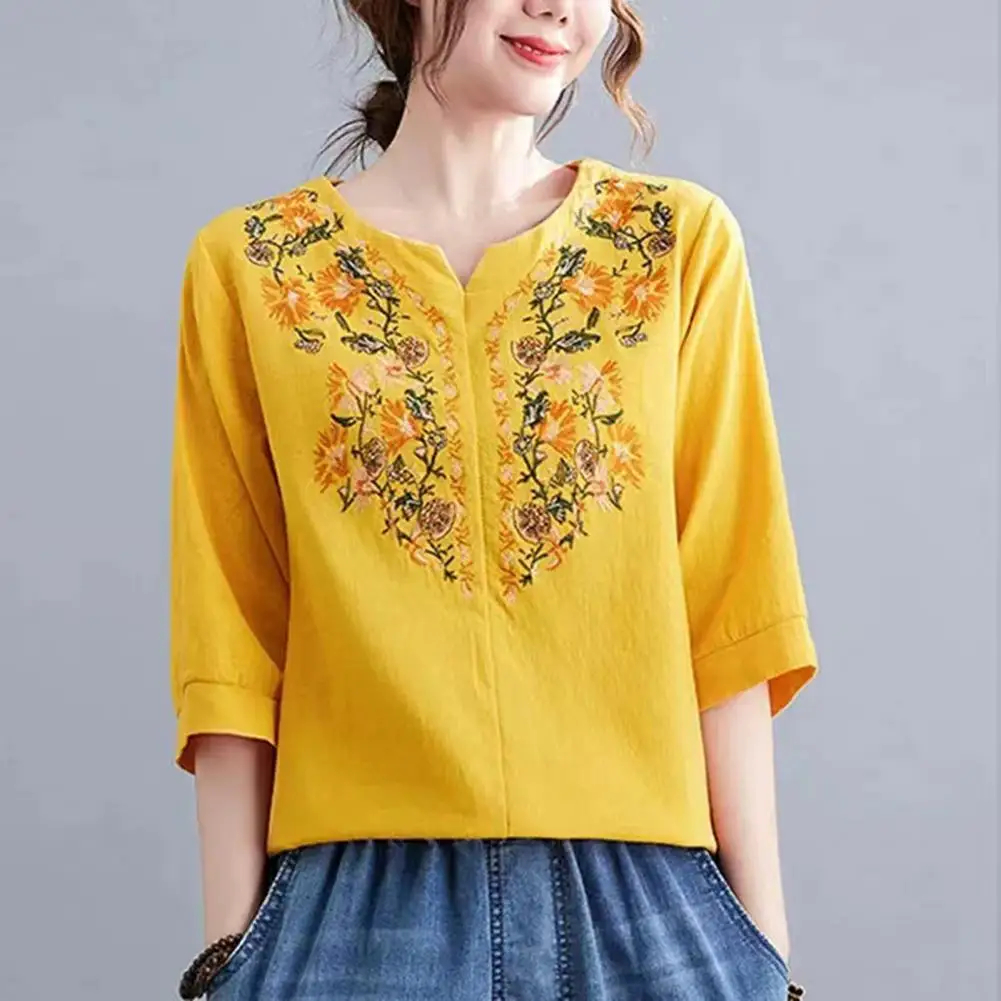 National Style Women's Retro Blouse Embroidery Floral Pattern Loose Fit Women Casual Shirt All-Match V-Neck Lantern Sleeve Tops