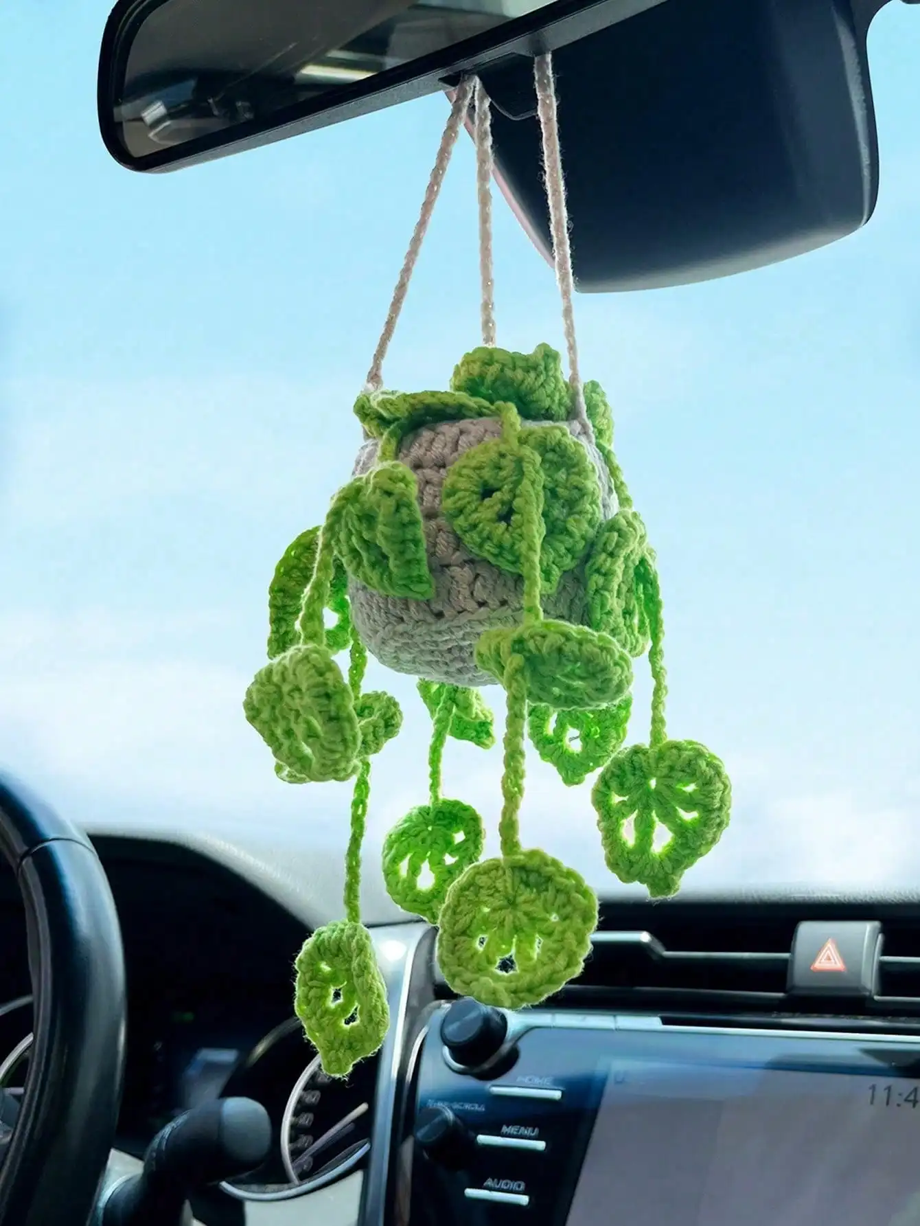1Pc Car Hanging Ornament, Hand Crocheted Chlorophytum Potted Wool Pendant, Creative Decoration For Car Rearview Mirror