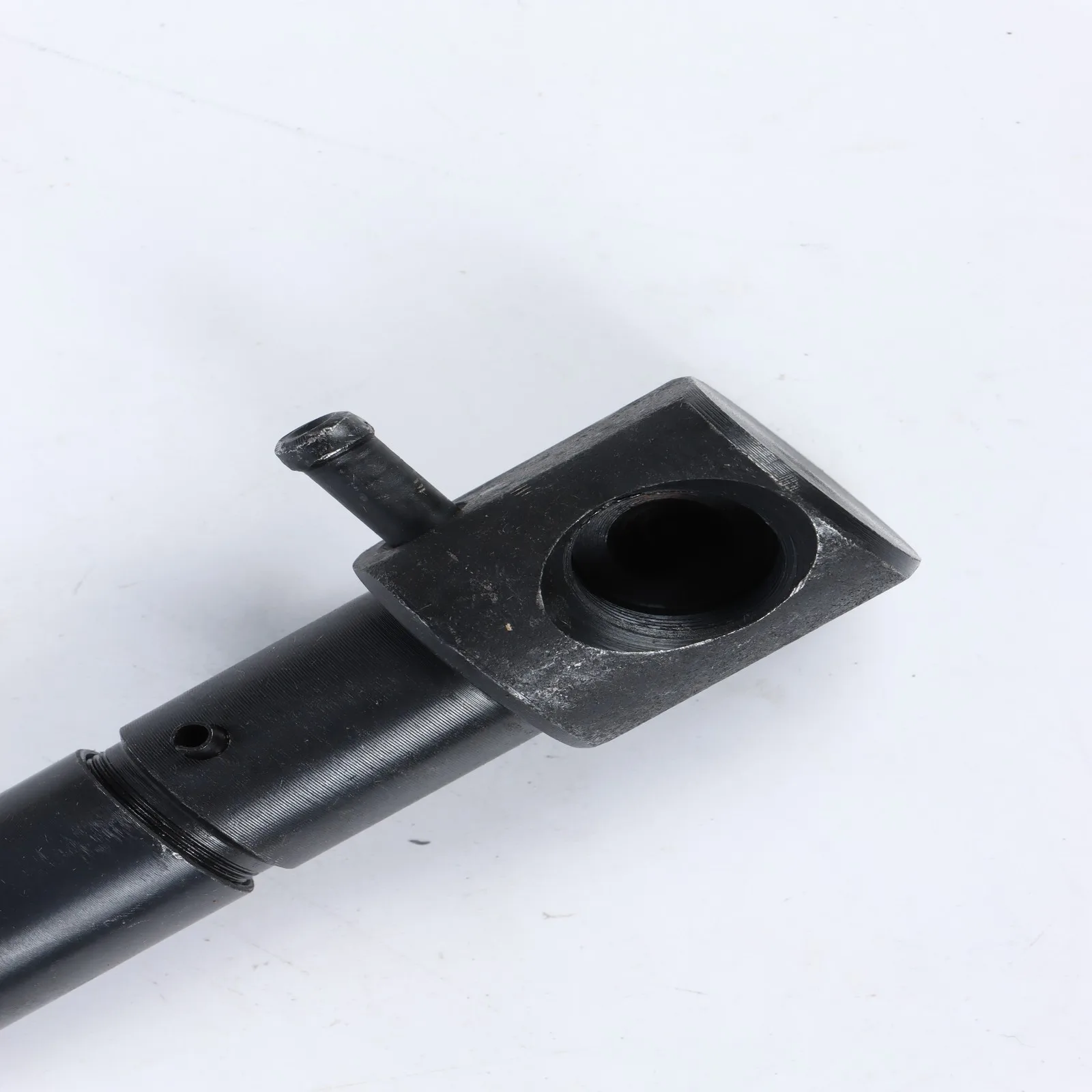 Injektor Bahan Bakar Diesel PB55P04 untuk Mesin 186FA 186FAE 418CC Mesin Diesel Suku Cadang Pengganti Mobil Aksesori Otomotif