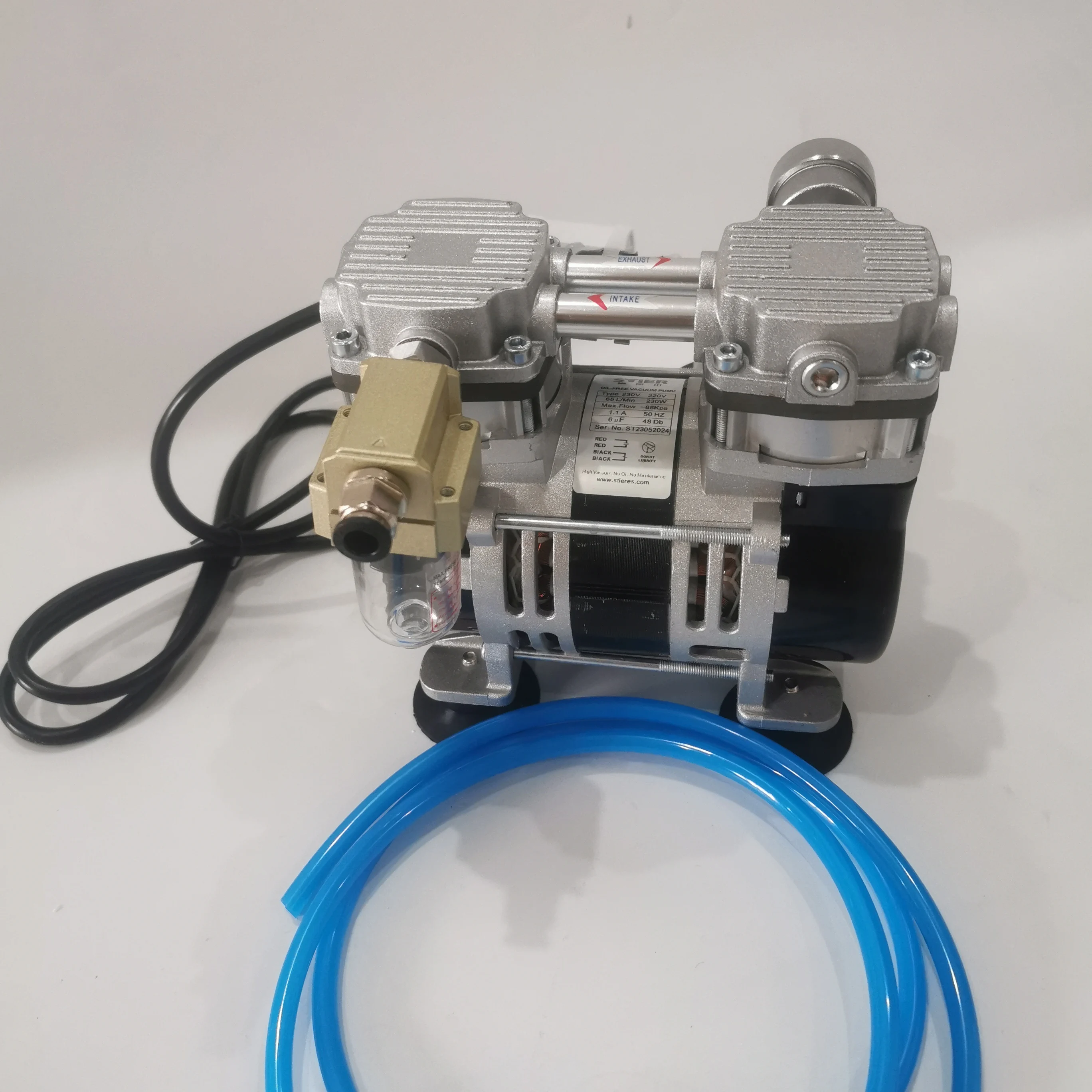 

Oil-Free Silent Vacuum Pump 65 L/min High Flow -88 kPa Suction ≤54 dB Lab & Industrial Use 110V/220V