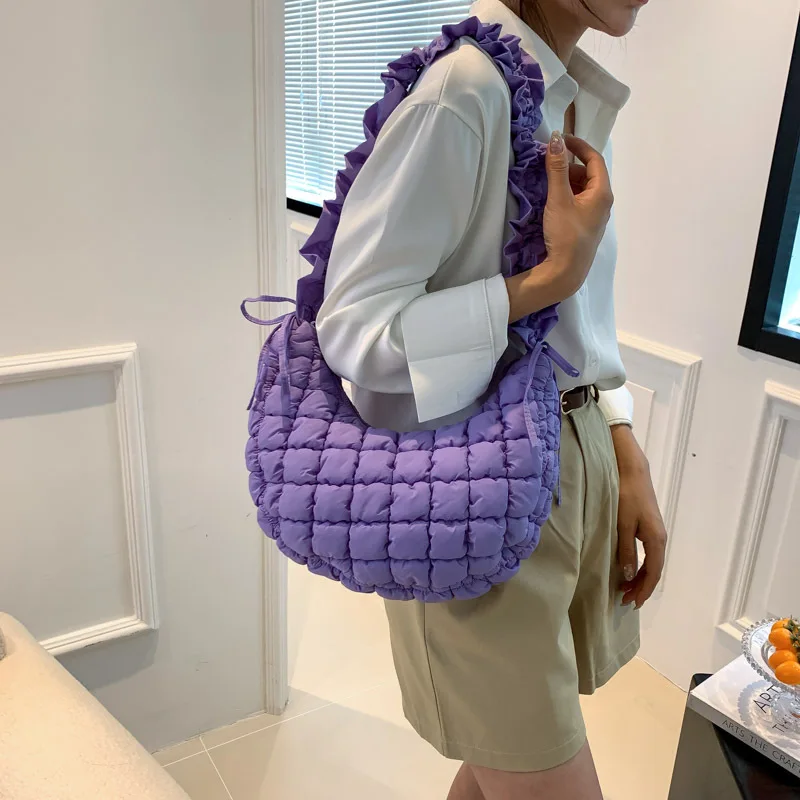 Bubble Cloud Bag: The Perfect Blend of Style, Comfort, and Practicality for Everyday Glamour