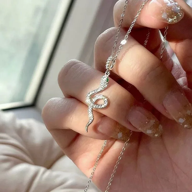 جديد عصري بسيط فضي اللون روح الأفعى قلادة قلادة للنساء أناقة سلسلة الترقوة حفلة حلية مجوهرات ارتداء اليومي #3