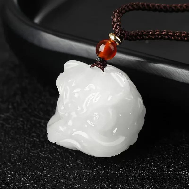 

Golden Silk Jade Pendant Pixiu Lion Swallowing Beast Couple Men's and Women's Jade Pendant