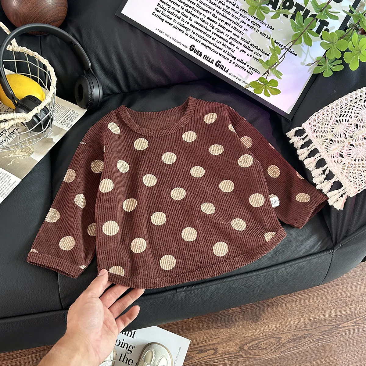Kinder-Langarmshirt mit Polka-Dot-Muster, koreanischer Stil, Herbst-Baby-Freizeit-Unterhemd für Jungen und Mädchen, Rundhals-Strickkleidung – Detail 3
