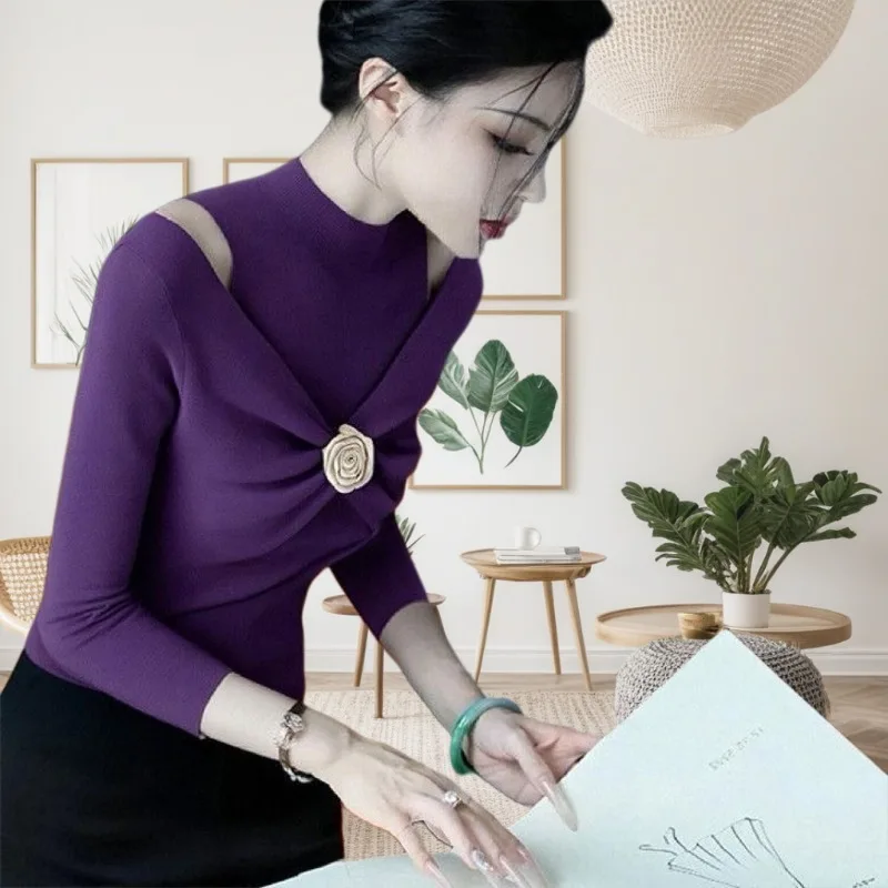 

Новый осенне-зимний свитер 2026 года: уникальный, шикарный, элегантный, высококачественный, в легком стиле, вдохновленный знаменитостями, фиолетовый вязаный свитер для женщин