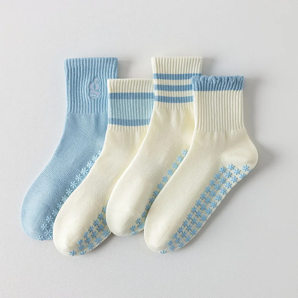 Light Blue Series Wave Edge Stripe Pattern Women's Yoga Socks Pilates Yoga Anti Slip Exercise Yoga Socks Fashion Versatile Socks