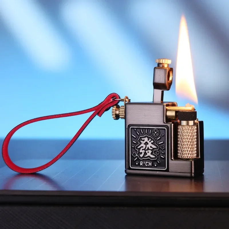 

Mini Titanium-plated Craft Vintage come on Lighter, Creative Small Portable Pendant Gifts, Men's Retro Collectibles