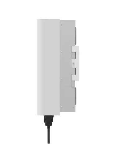 SUN-15K-G06P3 -EU-AM2 on Grid Inverter 15KW Three Phase String Inverter Solar Inverters