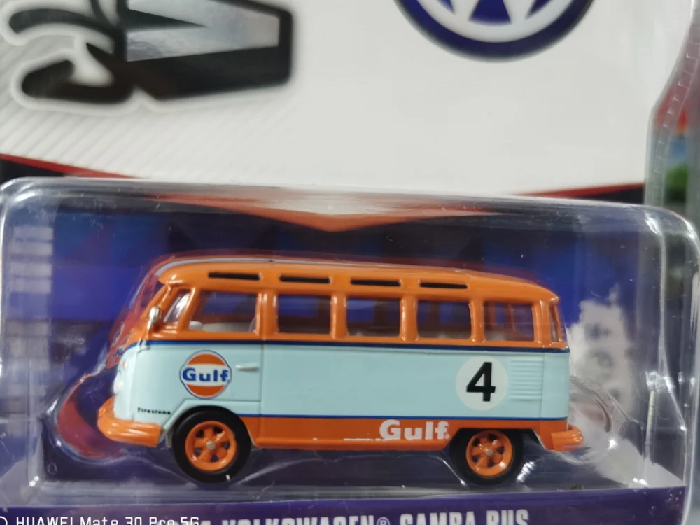 

Greenlight 1:64 1964 samba bus #4 Collection of die cast alloy trolley model ornaments