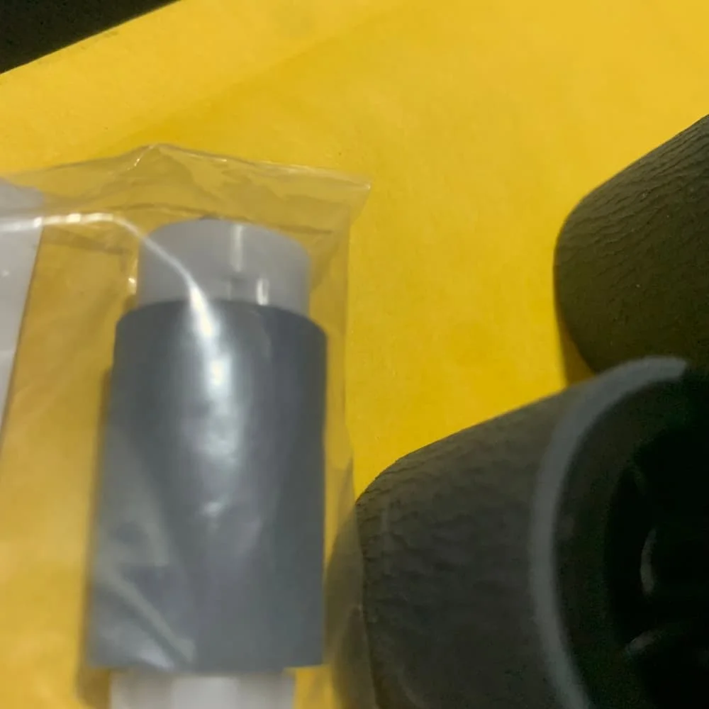 

JC90-01032A JC90-01107A JC93-00310A JC73-00340A Pickup Separation Roller for Samsung M3320 M3325 M3370 M3375 M3820 M3825 M3826