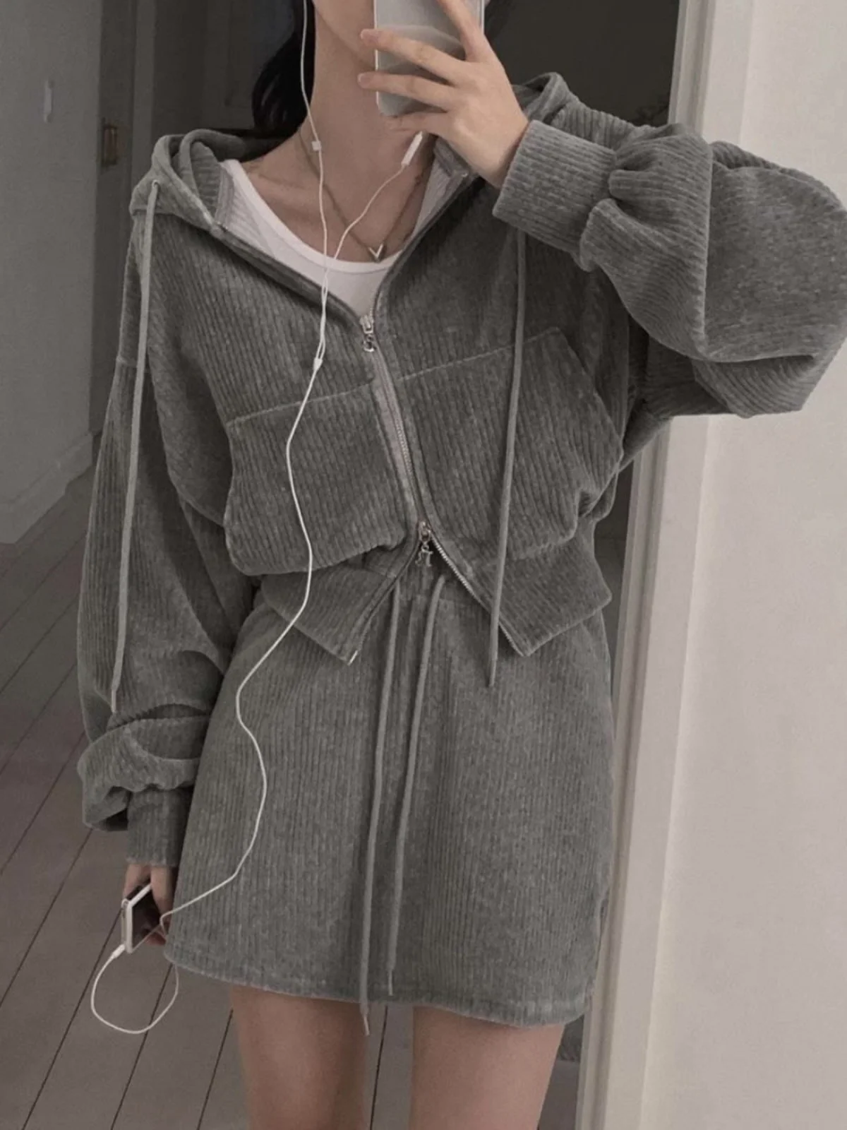 سترة من القطيفة المضلعة وتنورة قصيرة عالية الخصر طقم نسائي من قطعتين مضاد للشيخوخة أزياء خريفية عصرية بسحاب وأكمام طويلة #5