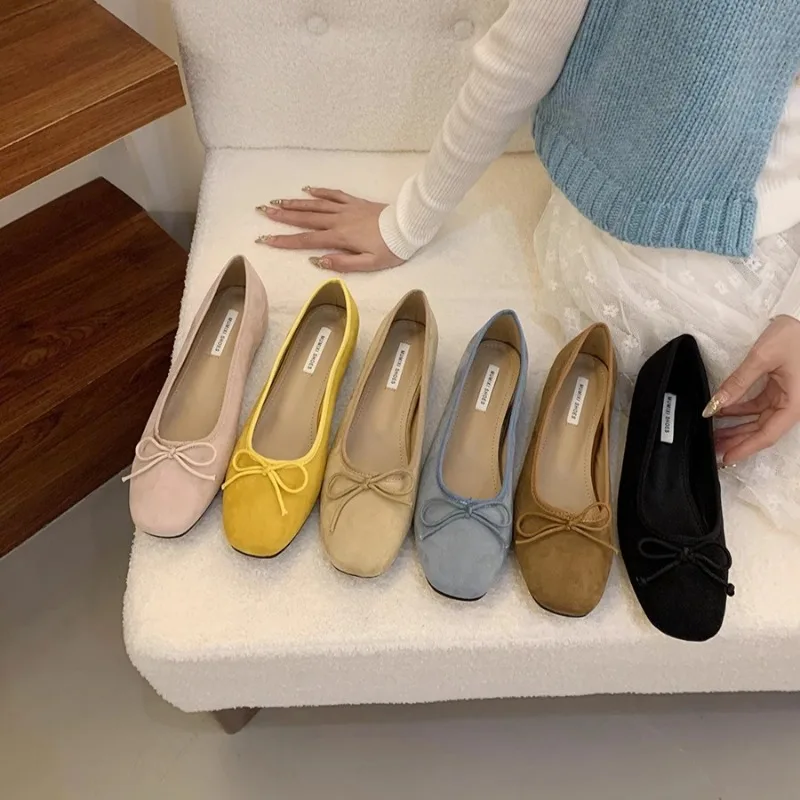2025 Retro Ultra-soft Women Shoe Spring Bow Red Flat Sole Single Shoe Leisure Comfortable Shoe New Ballet Shoes