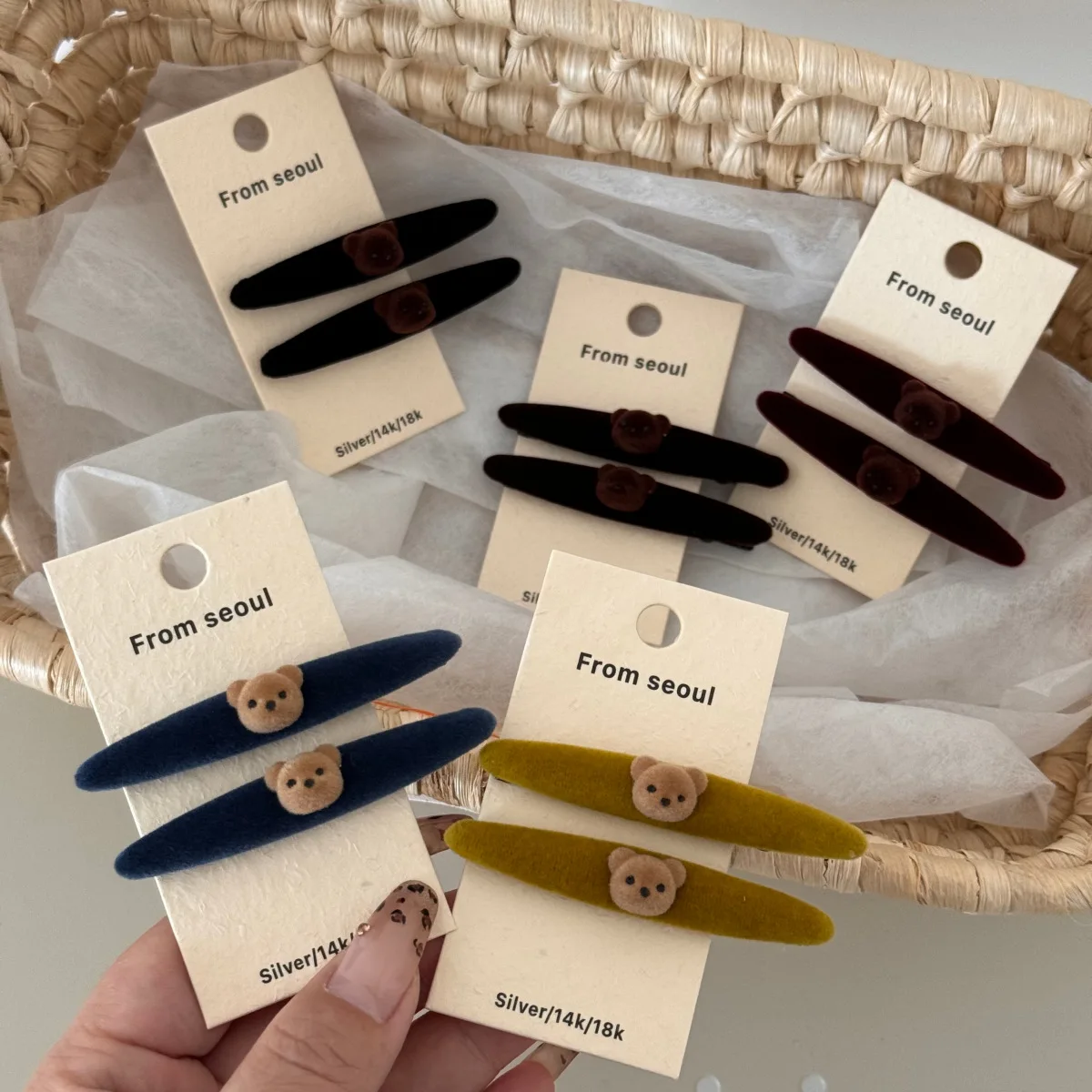 

Plush Brown Bear Leaf Shaped Hair Side Clip Women Girls Sweet Cute Cartoon Velvet Hair Clip Bangs Clip Hair Styling Accessories