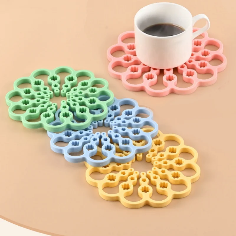 

Flower Silicone Coasters Multifunctional Heat Insulation Pad Thickened High Temperature Resistant Waterproof Mats Home Coaster