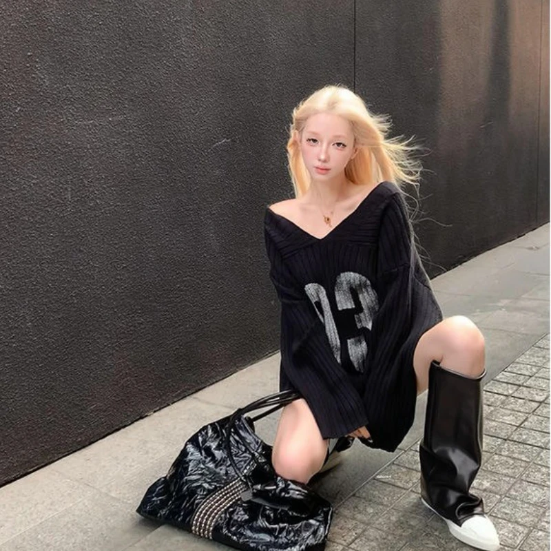 

Deeptown Y2k Gothic Black Sweaters Women Vintage V-neck Letter Print Knitted Pullover Harajuku Sexy Grunge Oversize Sweaters