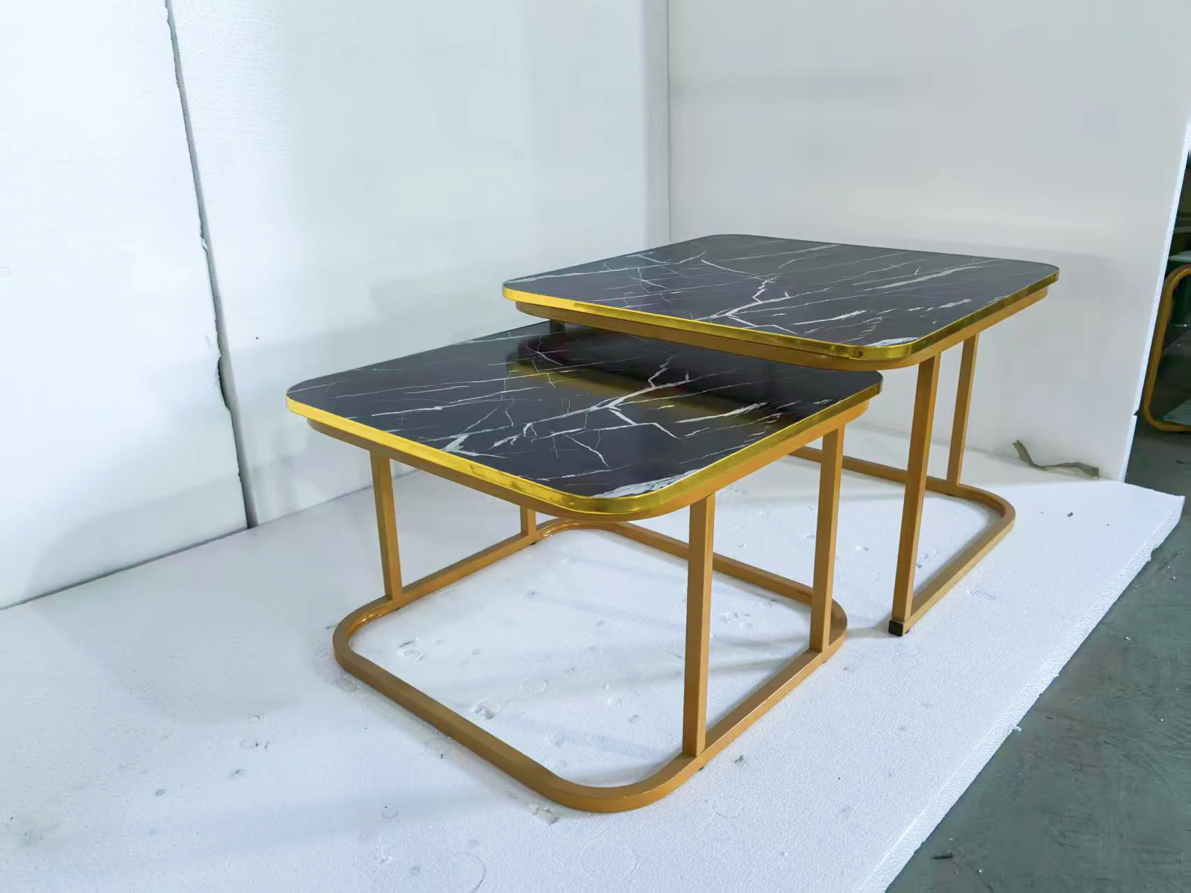 Modern Simple  Tempered Glass Coffee Table Set Golden Corner Table  Circular Coffee Table