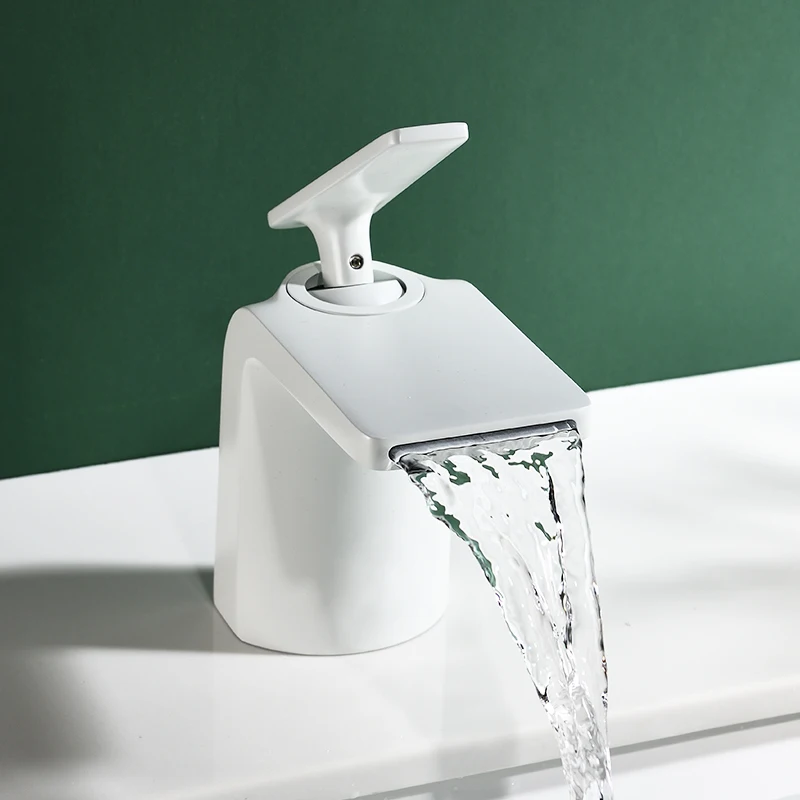 Torneira tipo Cascata para Pia Torneira de Pia com Misturador Quente e Frio Preta com Único Furo