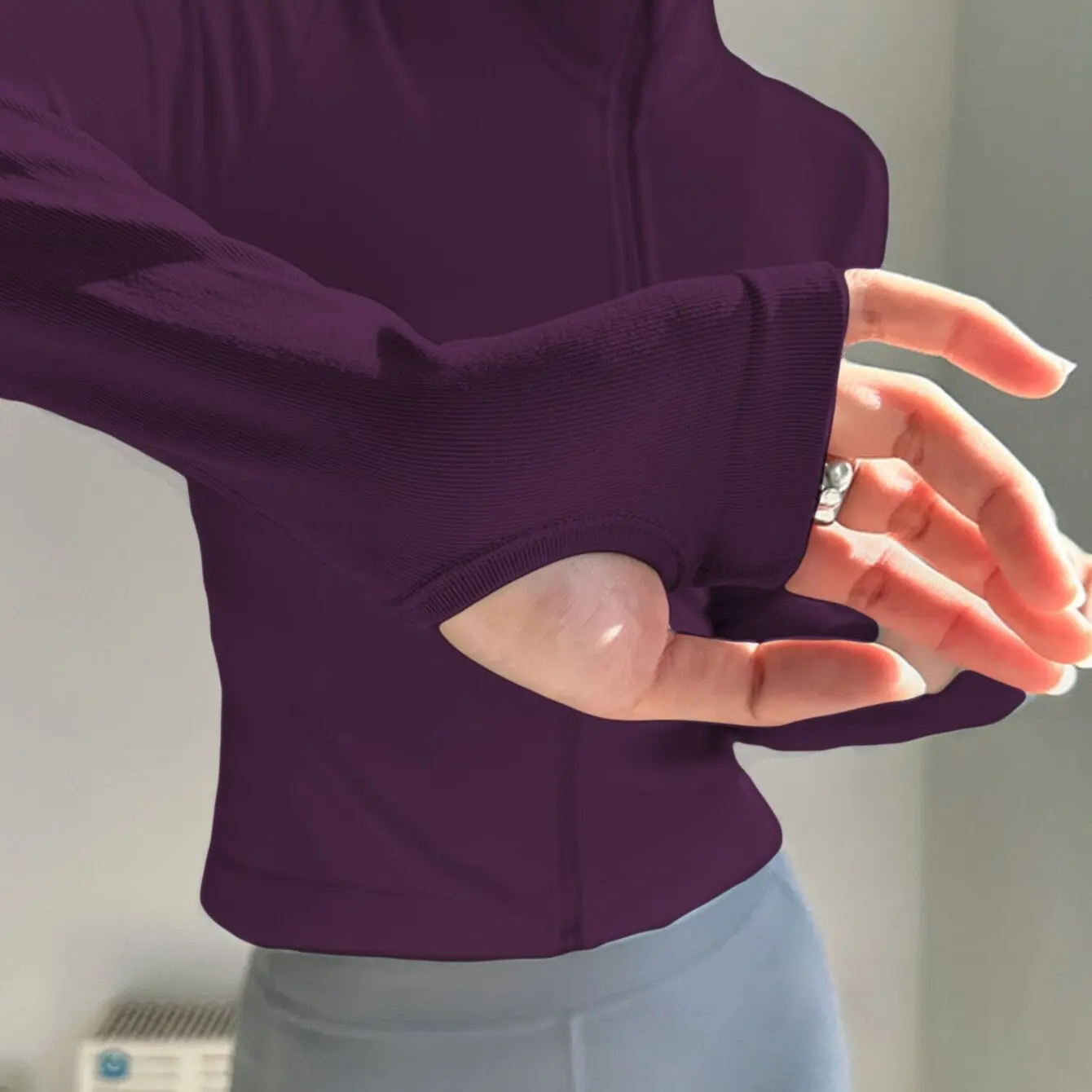 Ladies Elegant Stand Collar Athletic Jacket Slim Fit Windproof Zip Up Workout Coat for Yoga Running