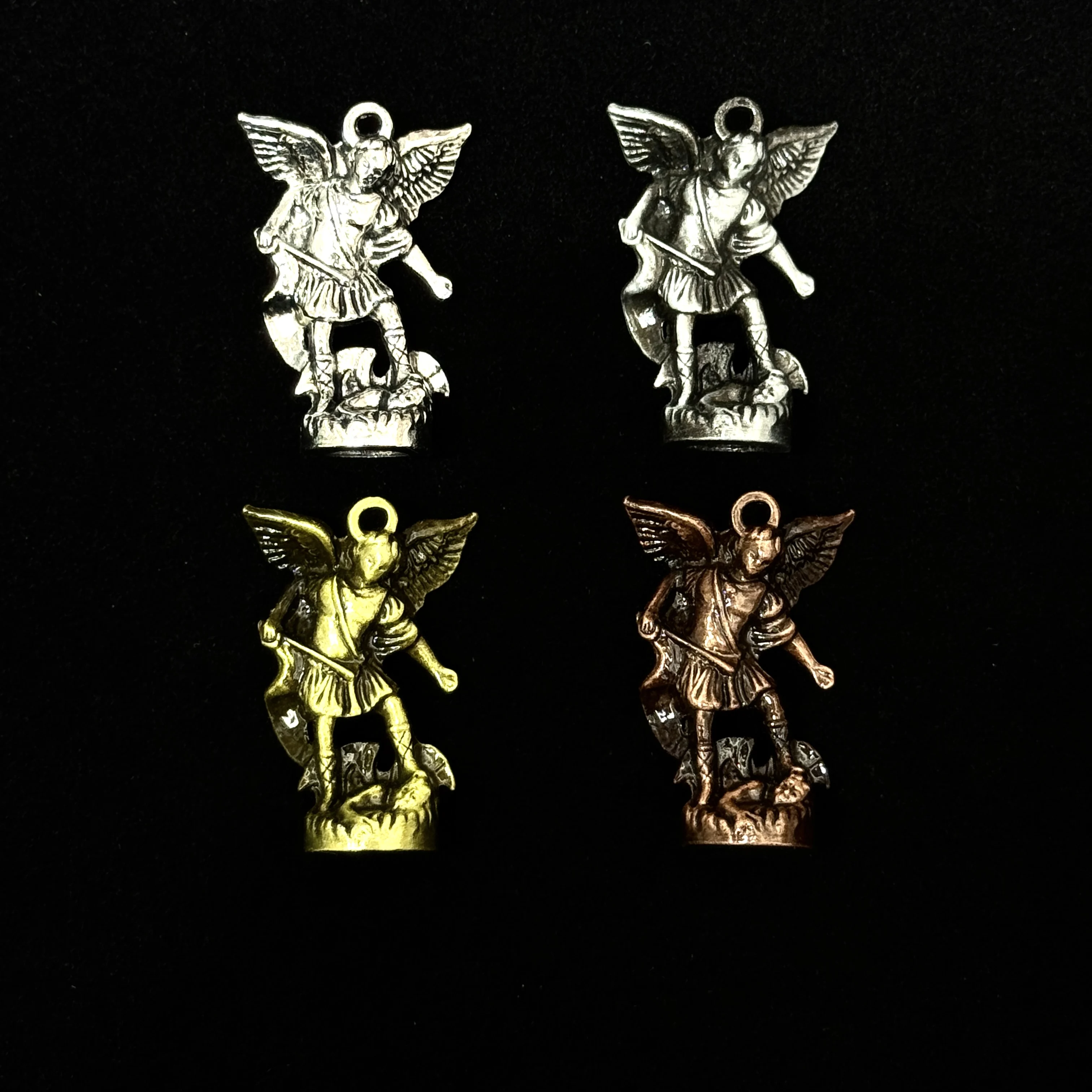 1 pièce, figurine miniature 3D de Saint Michel Archange, en alliage de zinc vintage, décoration de bureau catholique, cadeau religieux