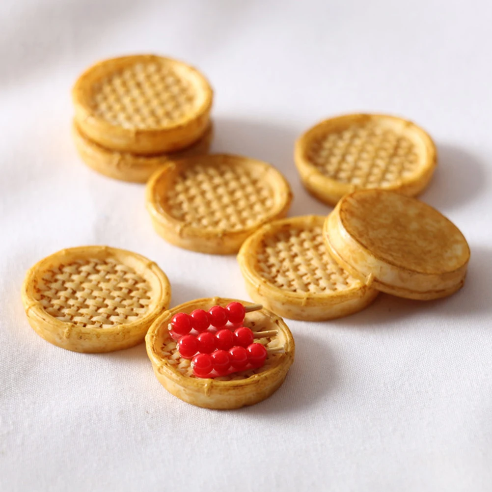 

10 Pcs Mini Bamboo Crate Decorative House Adornment Artificial Basket Decors Resin Supplies