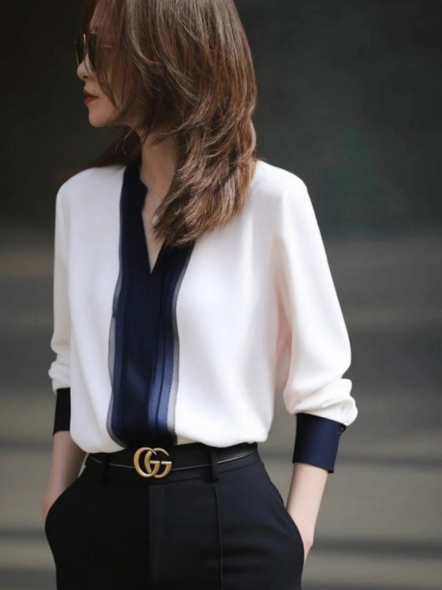 

Elegant V-Neck Color Block Chiffon Shirt Comfortable Commute Style Women's Fashionable Top Korean Version Spring 2026