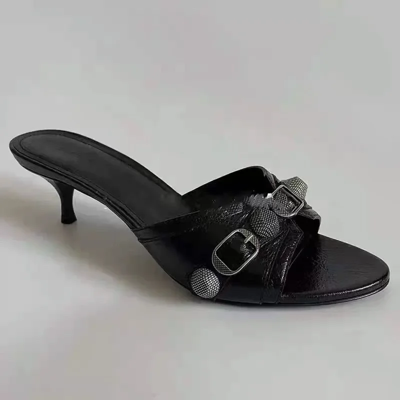Zapatillas de tacón alto para mujer, nuevas sandalias de viajero versátiles, cómodas y a la moda europeas y americanas, sandalias para mujer