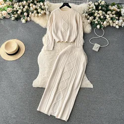 Winter Women's Knitted Skirt Set French Retro Twist Knit Round Neck Long-sleeved Jumper High-waisted Slim Long Skirt 2pcs Set