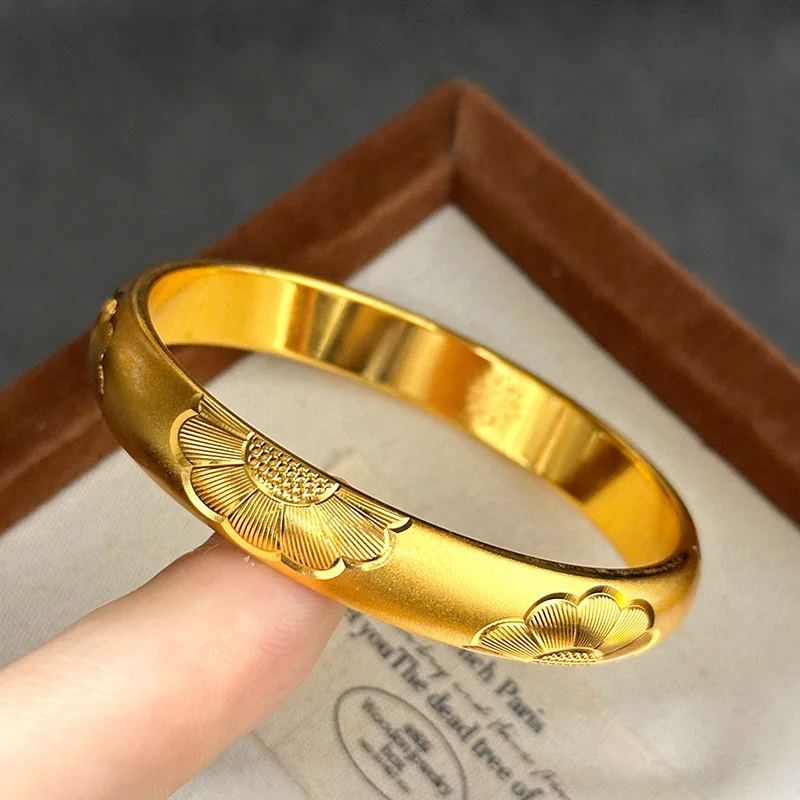 24k 9999 Real Gold Unique and sophisticated daisy and sunflower ancient gold plain bangle as a gift for a girlfriend