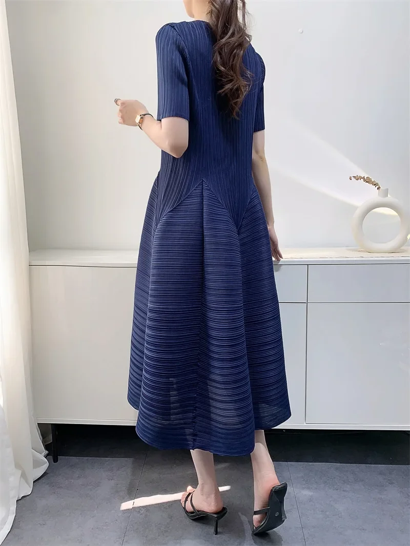 Miyake Pleated Dress Women 2023 Elegant Slim Summer New Casual Mid-Length Dresses Women Clothing O Collar Short Sleeve Bud Skirt