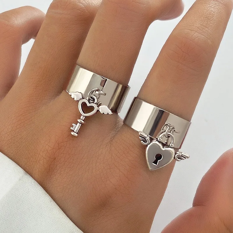 Romantic Angel Wing Key and Lock Charm Ring Adjustable Stainless Steel Couple Rings Jewelry Accessories