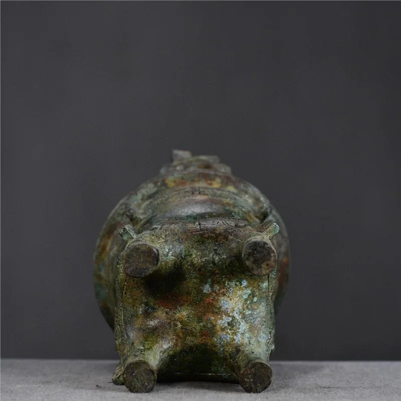 Imitation Museum Shang Dai Li Venison Ear Four-Legged Copper Xiangde Antique Museum Collection Decoration High-End