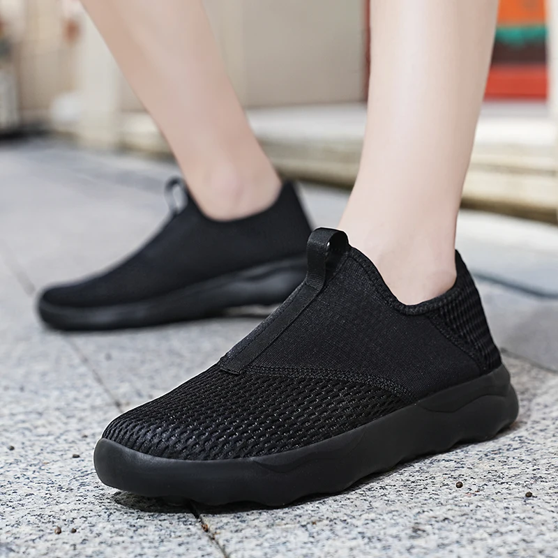 Slip On Summer Sneakers Men And Women Sport Casual Footwear For Unisex Plus Size 36-48 Breathable Mesh Shoes For Men